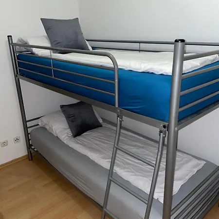 شقة Grosses 2-schlafzimmer In