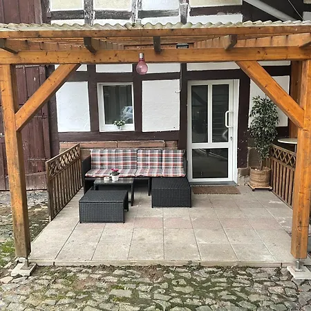 شقة Grosses 2-schlafzimmer In *
